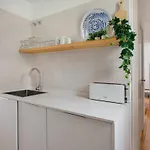 Guestready - Riverside Bohemian Maisonette * Lisbona