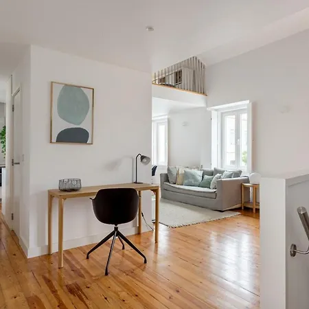 Guestready - Riverside Bohemian Maisonette * Lisbona
