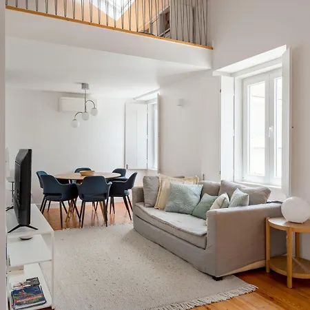 דירה Joivy Riverside Bohemian Maisonette ליסבון