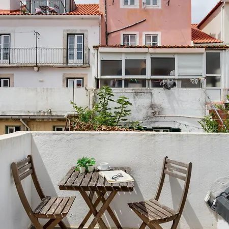 Apartment Joivy Riverside Bohemian Maisonette
